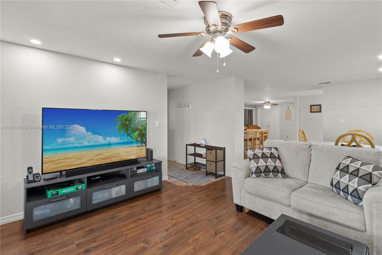 HIGHLAND MEADOWS ESTATES - Residential