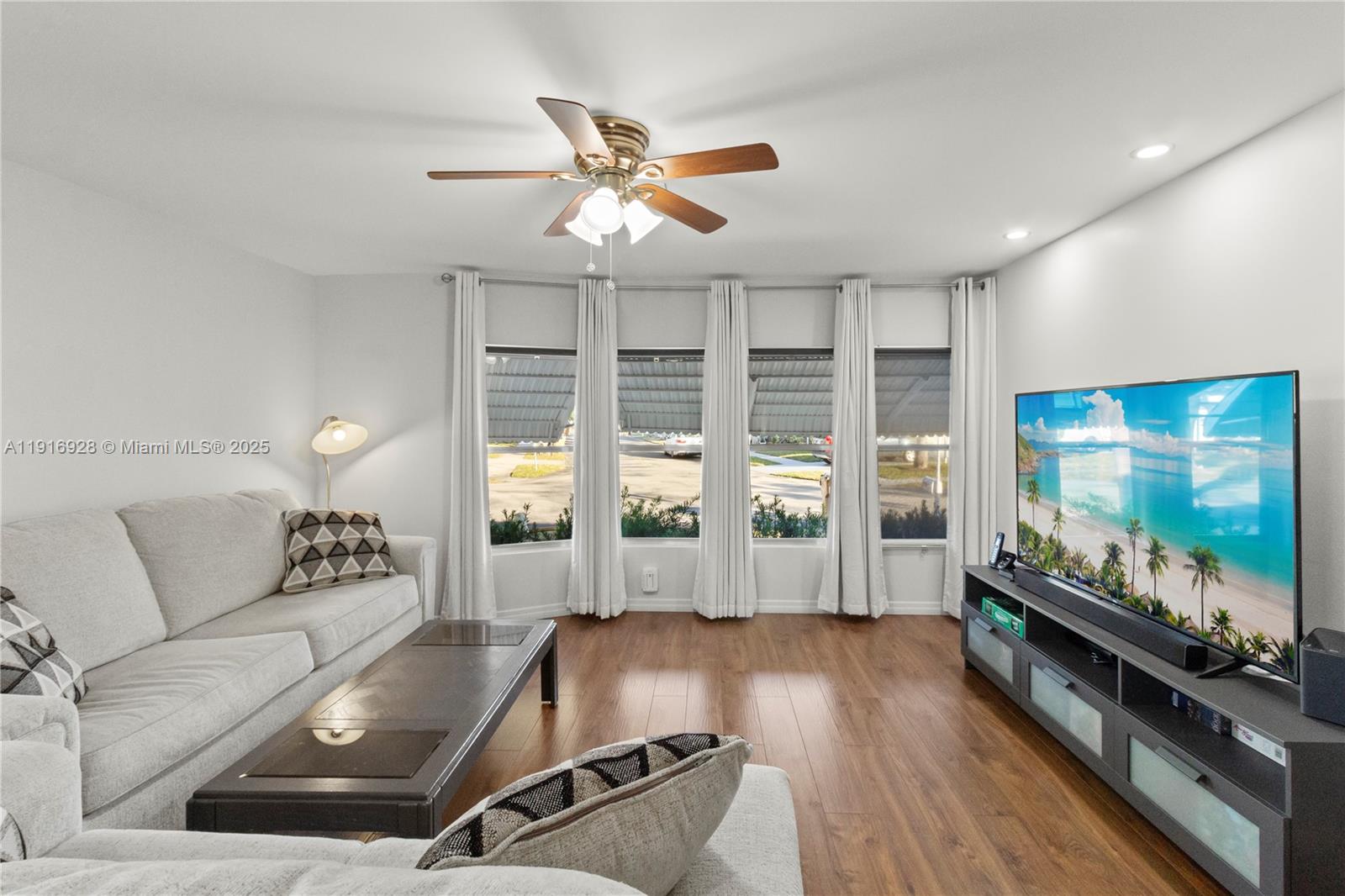 HIGHLAND MEADOWS ESTATES - Residential