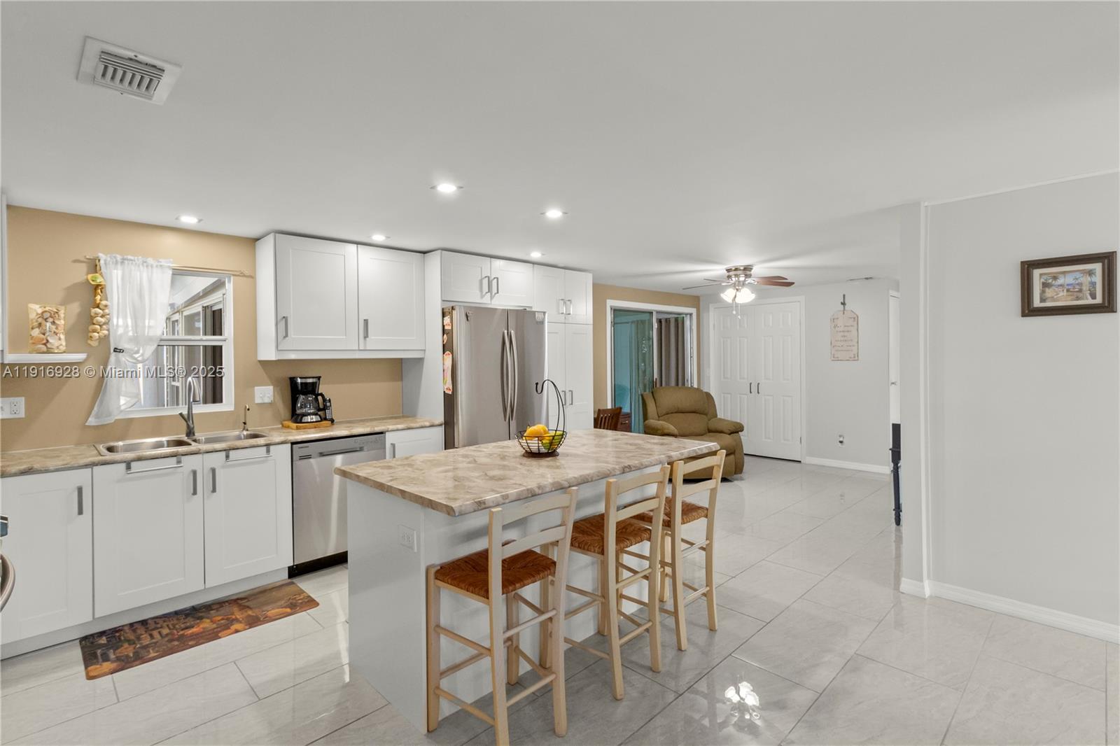 HIGHLAND MEADOWS ESTATES - Residential