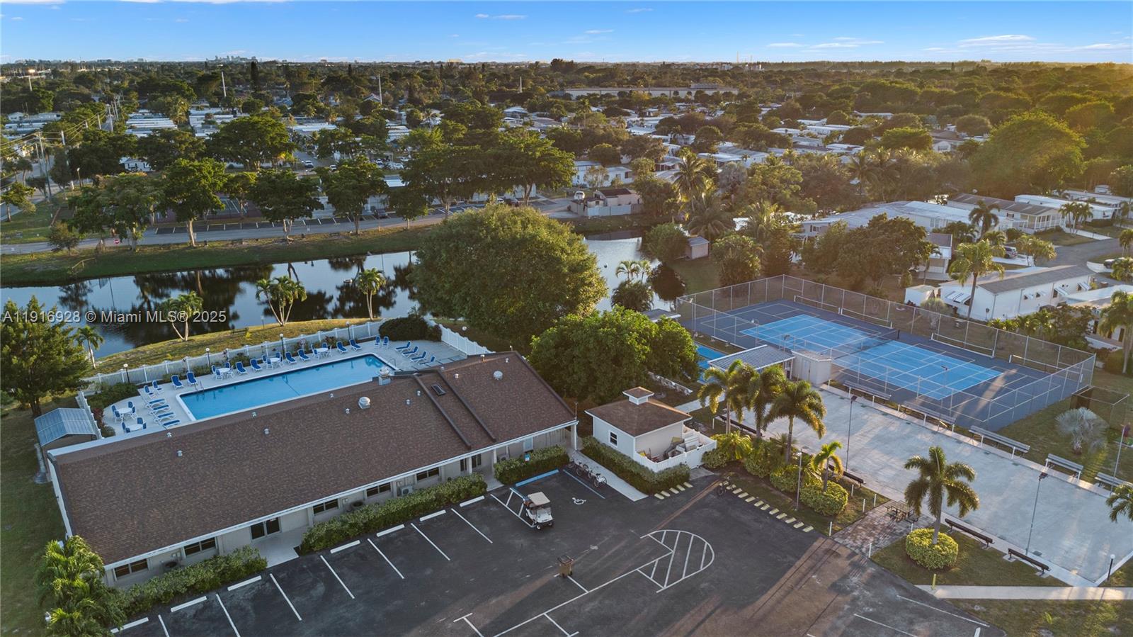 HIGHLAND MEADOWS ESTATES - Residential