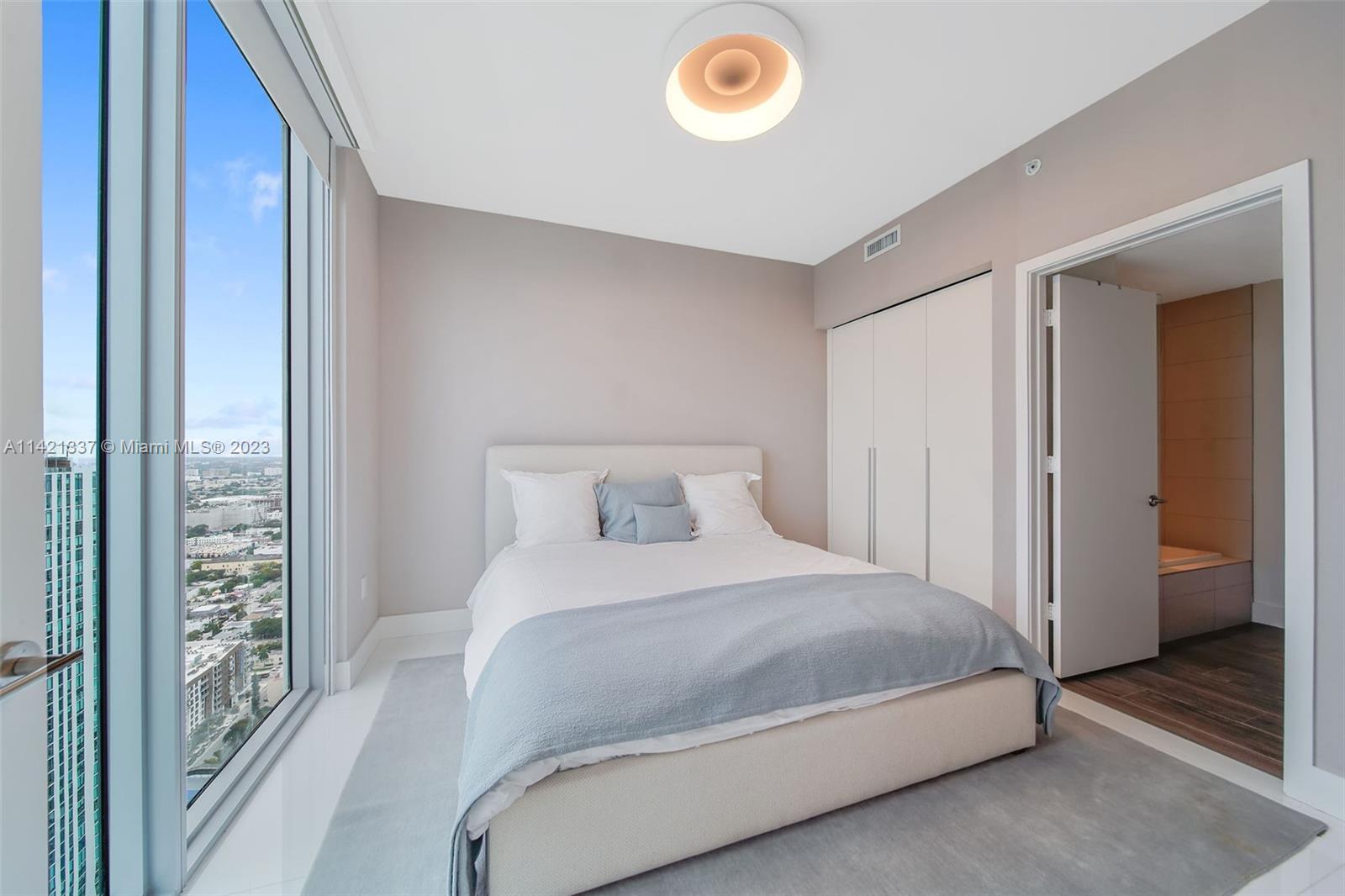 BISCAYNE BEACH CONDO - Residential