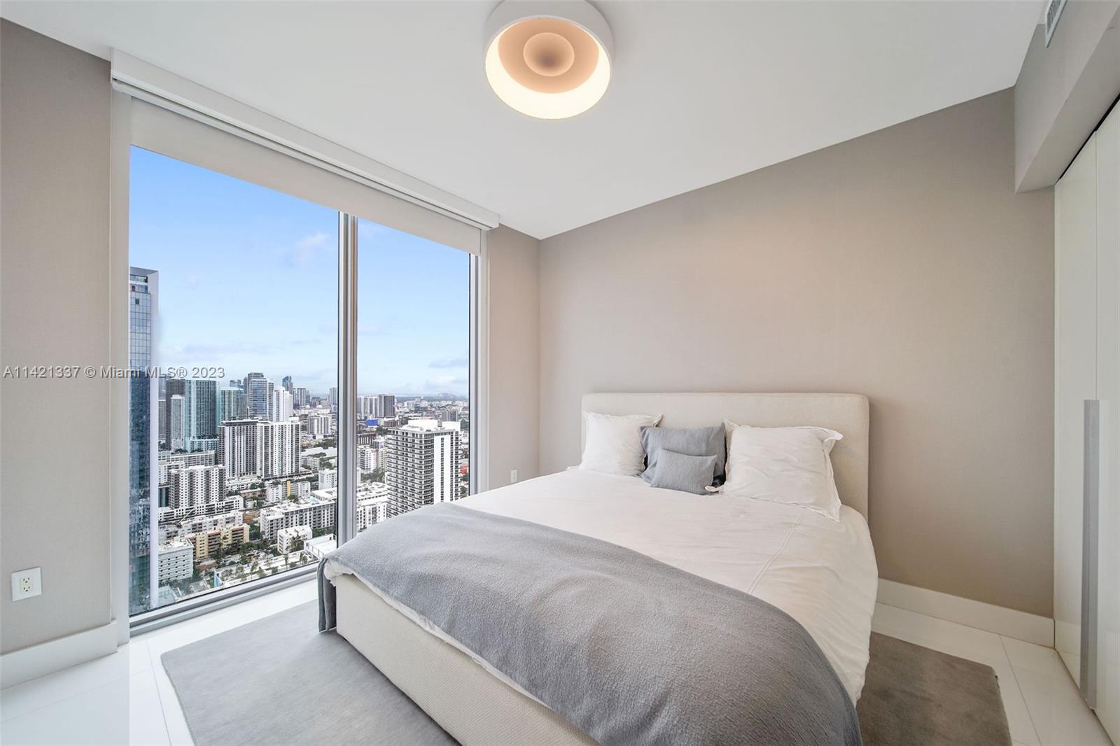 BISCAYNE BEACH CONDO - Residential