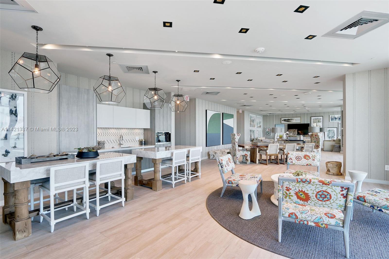 BISCAYNE BEACH CONDO - Residential