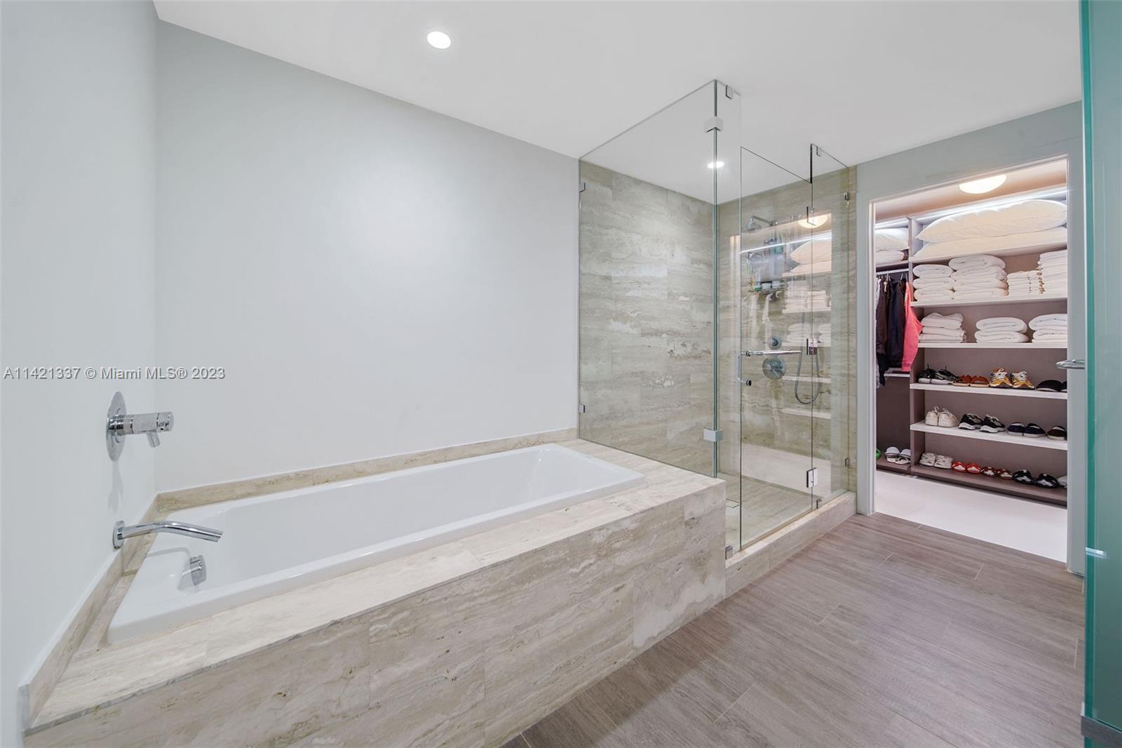 BISCAYNE BEACH CONDO - Residential