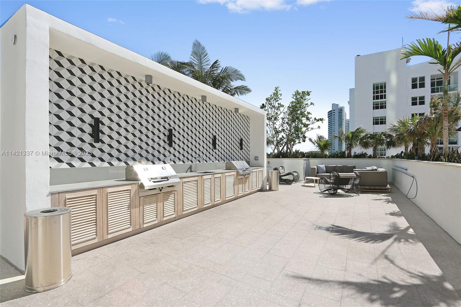 BISCAYNE BEACH CONDO - Residential