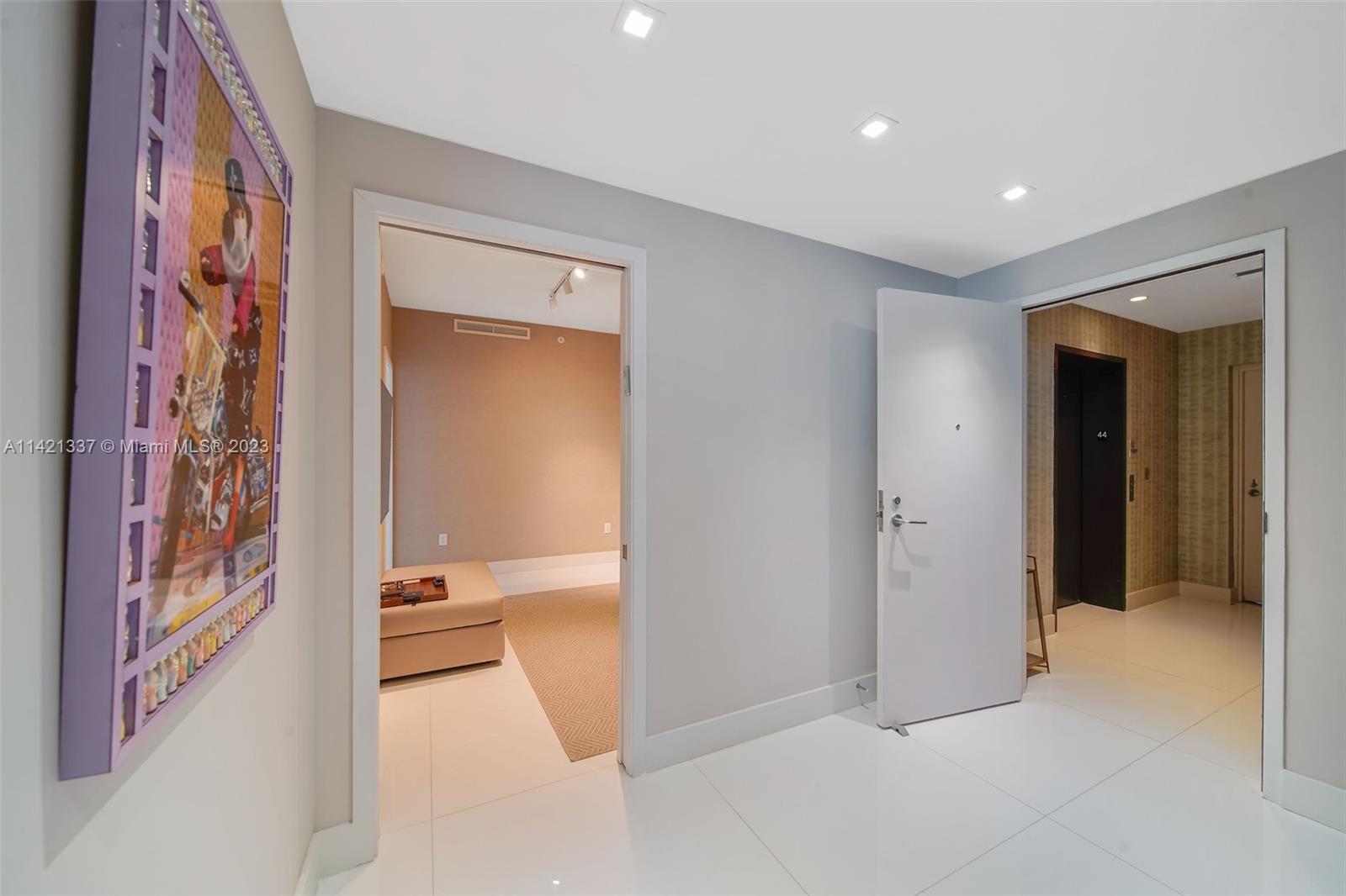 BISCAYNE BEACH CONDO - Residential