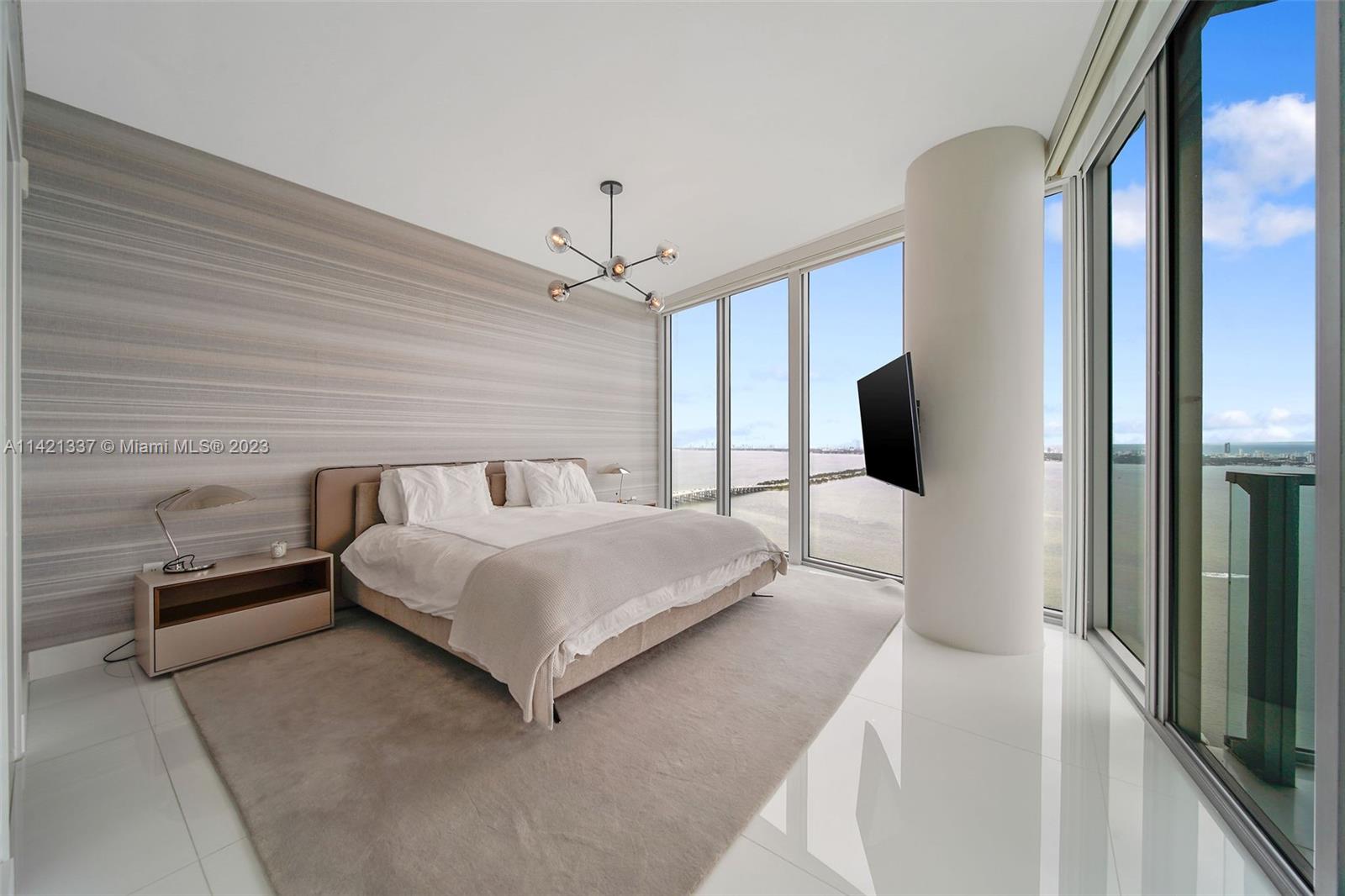 BISCAYNE BEACH CONDO - Residential