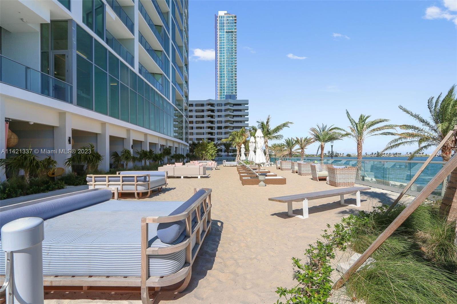 BISCAYNE BEACH CONDO - Residential
