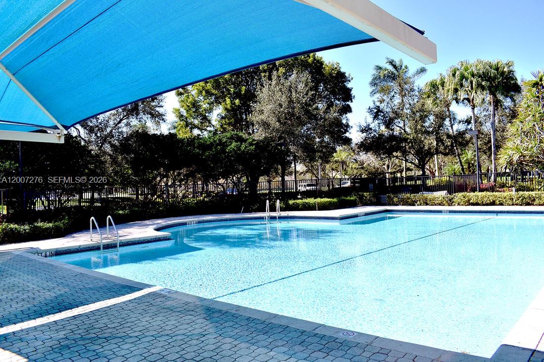 SILVER LAKES PHASE III - Residential