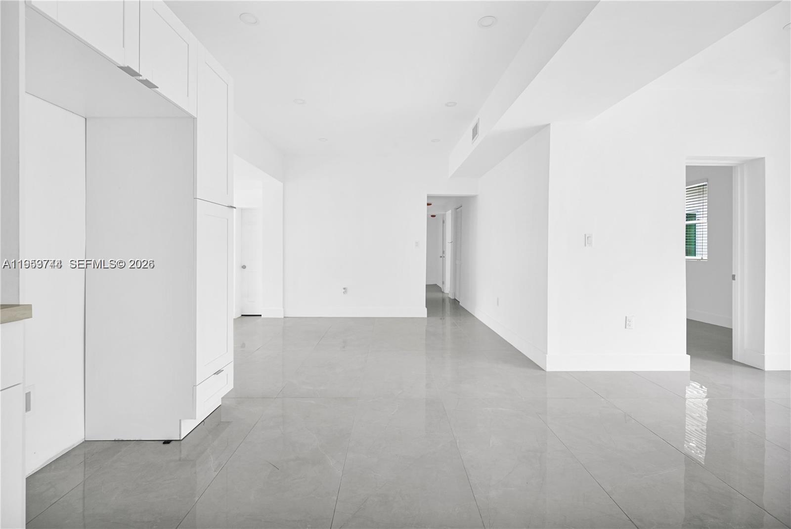 ELEANOR PARK - Residential