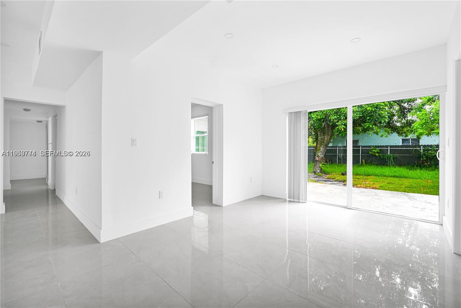 ELEANOR PARK - Residential