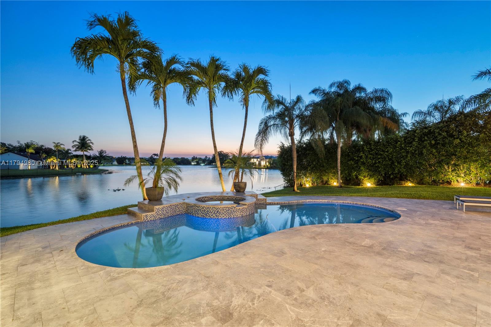 CHAPEL TRAIL REPLAT - Residential