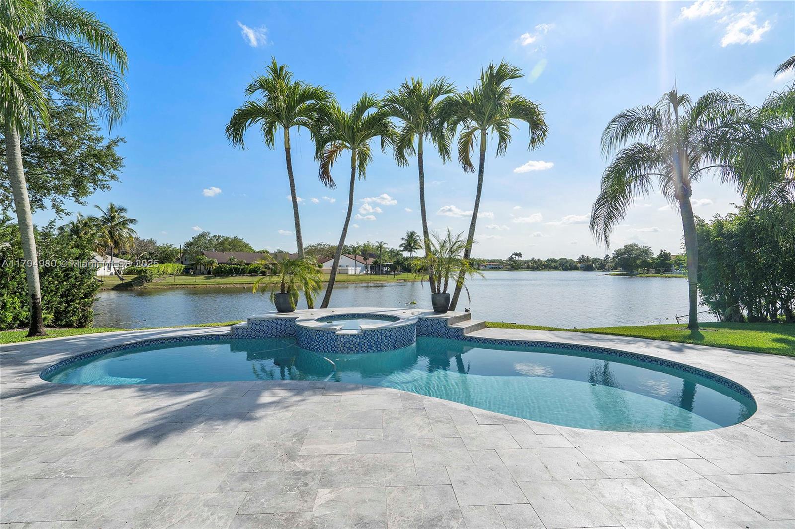 CHAPEL TRAIL REPLAT - Residential