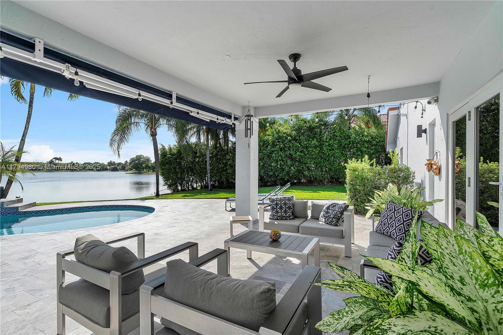 CHAPEL TRAIL REPLAT - Residential