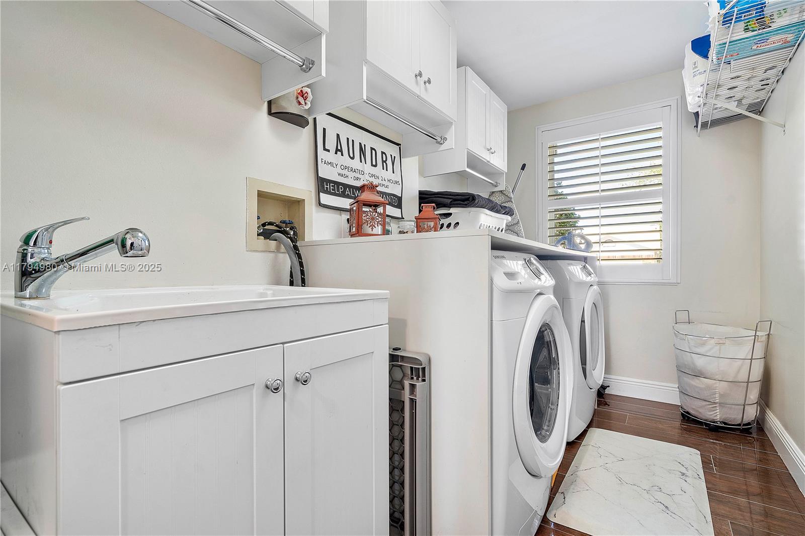 CHAPEL TRAIL REPLAT - Residential