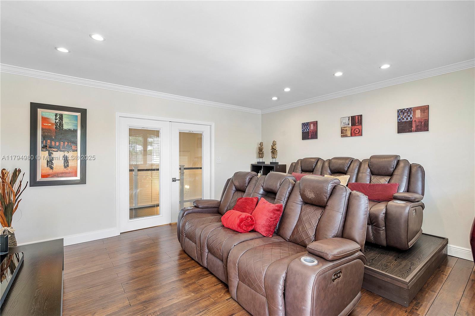 CHAPEL TRAIL REPLAT - Residential