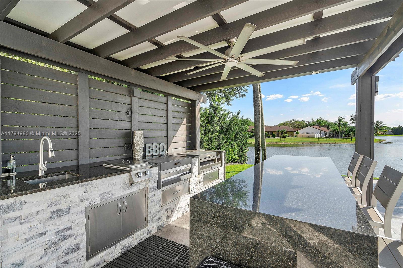 CHAPEL TRAIL REPLAT - Residential