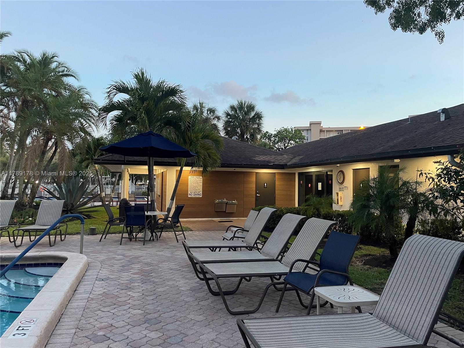 NO 20 PALM-AIRE COUNTRY C - Residential
