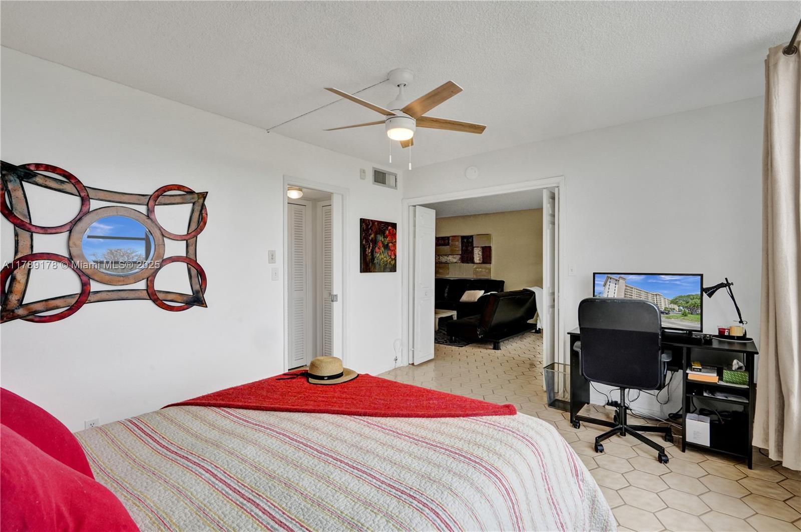 NO 20 PALM-AIRE COUNTRY C - Residential