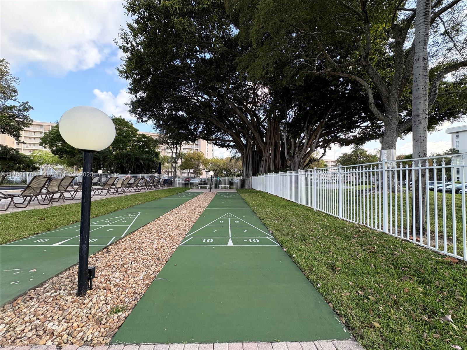 NO 20 PALM-AIRE COUNTRY C - Residential