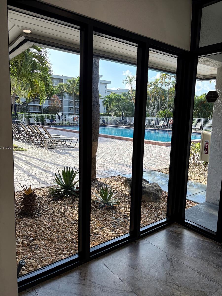 NO 20 PALM-AIRE COUNTRY C - Residential