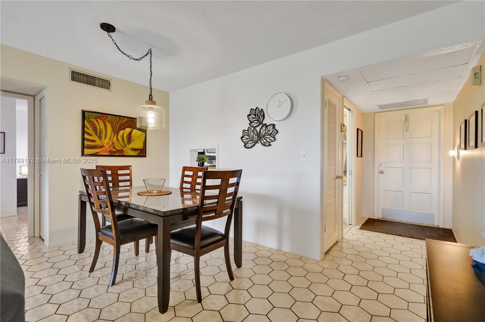 NO 20 PALM-AIRE COUNTRY C - Residential