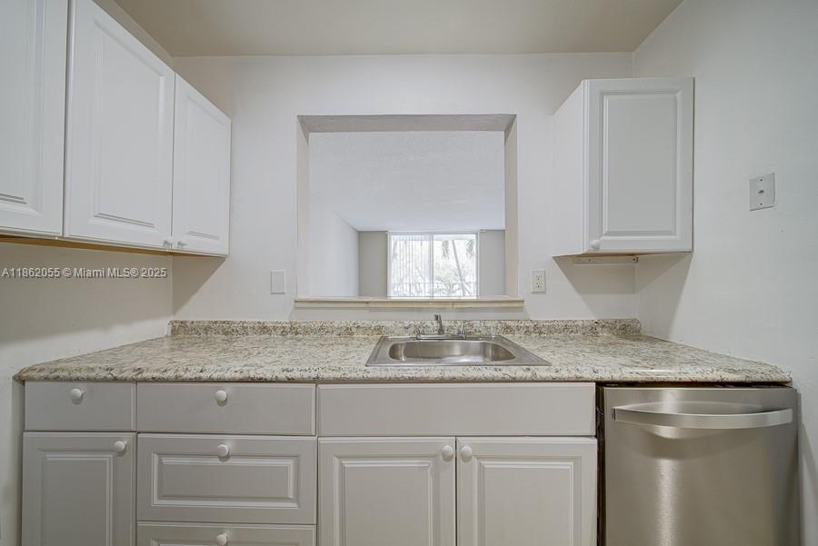 MONTECARLO CONDO - Residential