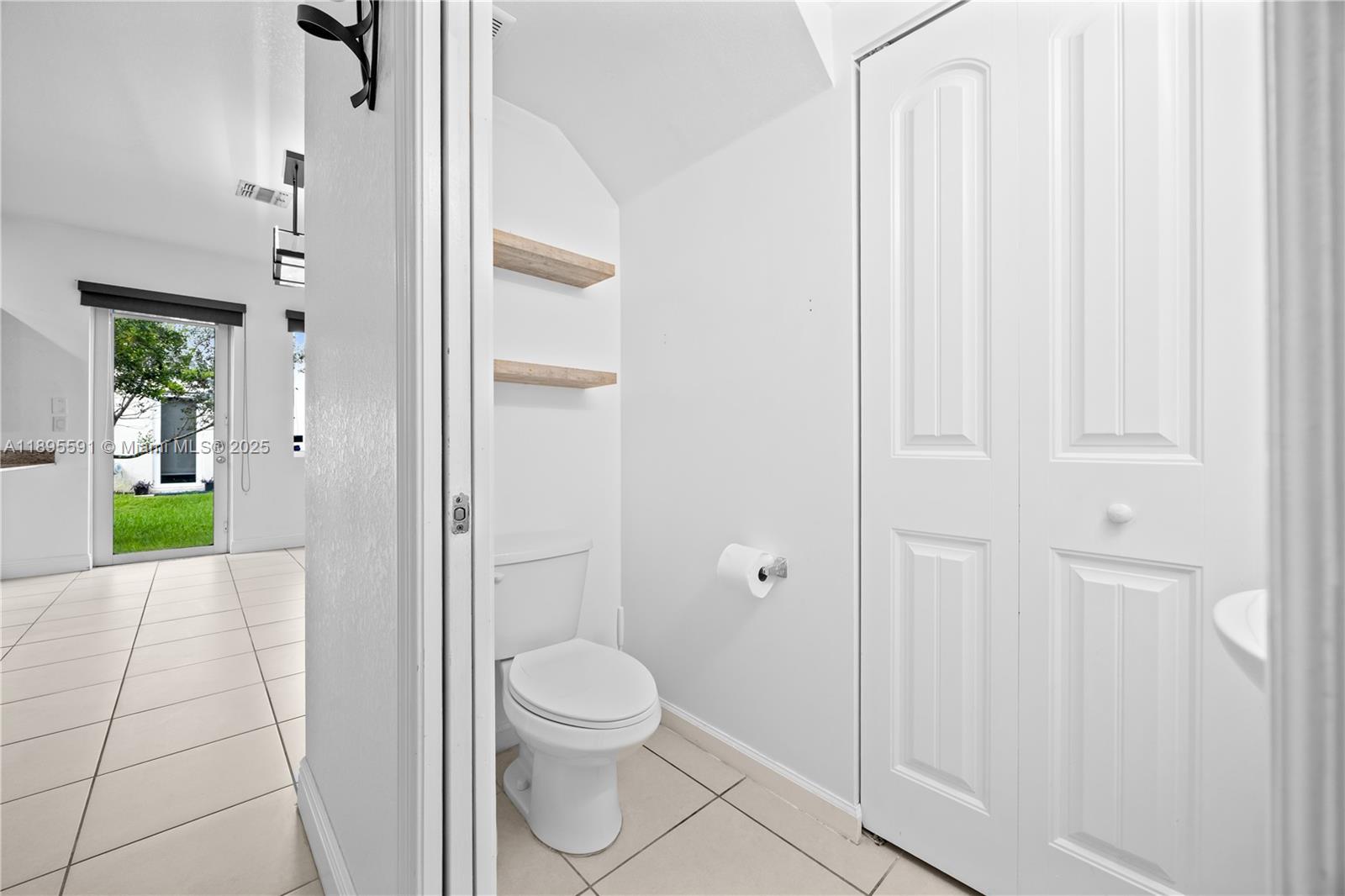 WALDEN TOWNHOMES - Residential