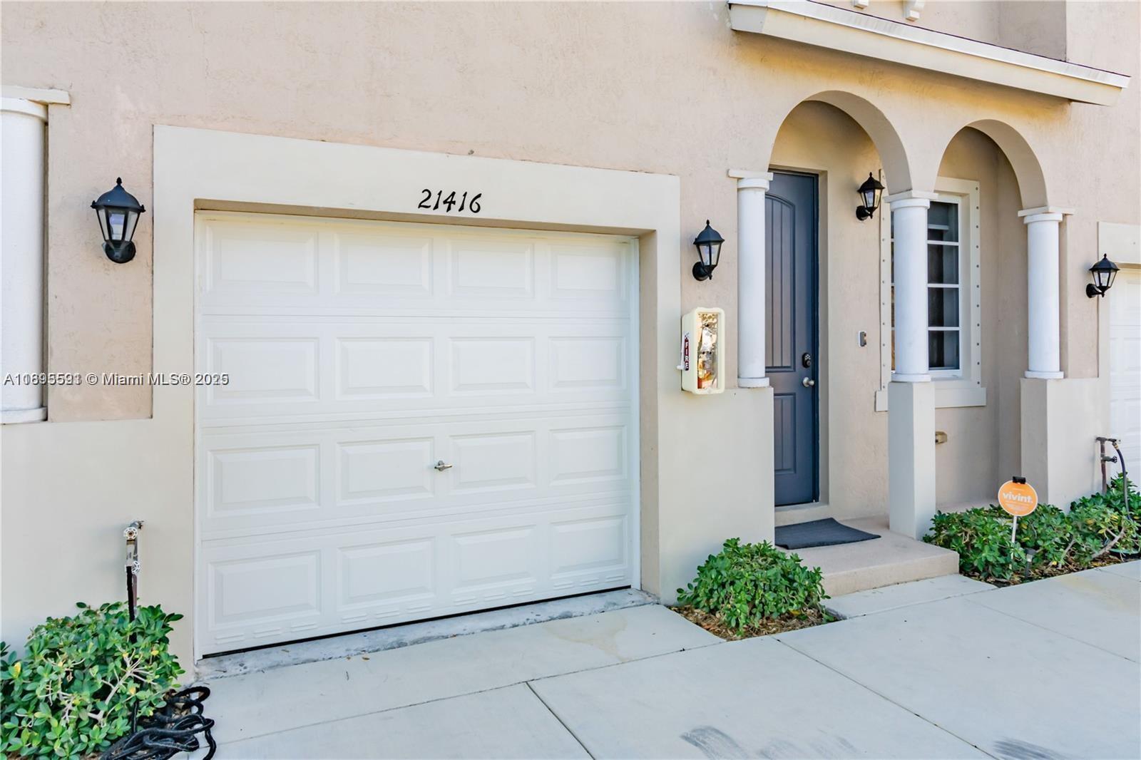 WALDEN TOWNHOMES - Residential