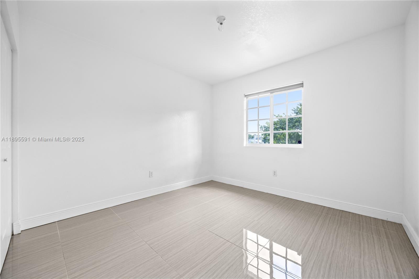 WALDEN TOWNHOMES - Residential