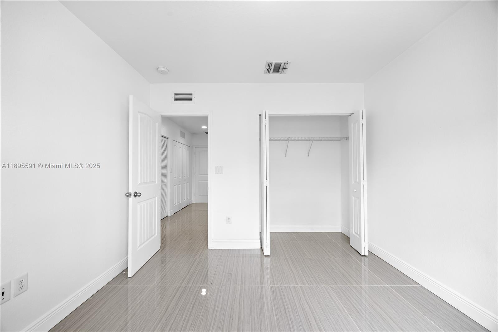 WALDEN TOWNHOMES - Residential