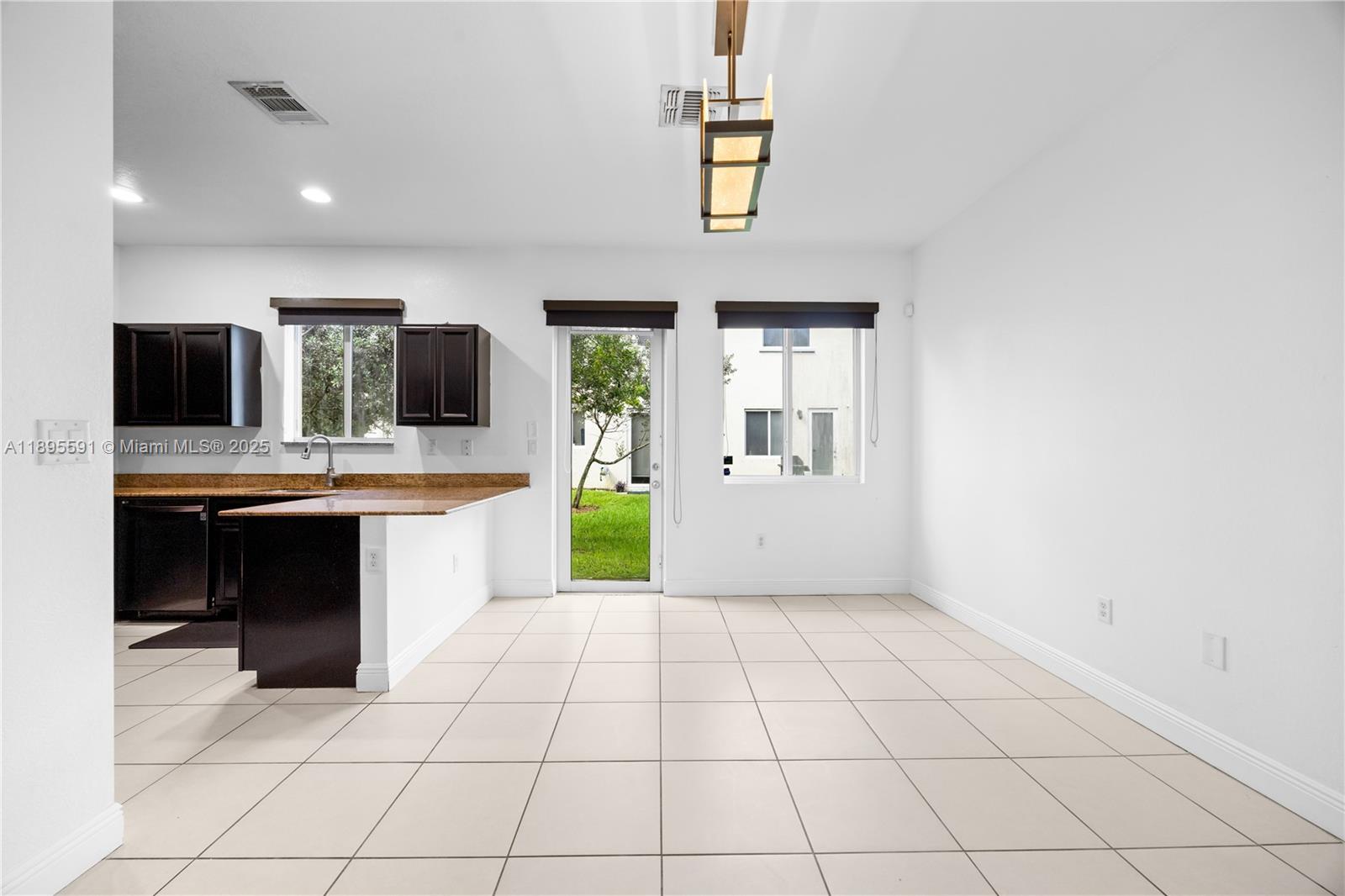 WALDEN TOWNHOMES - Residential