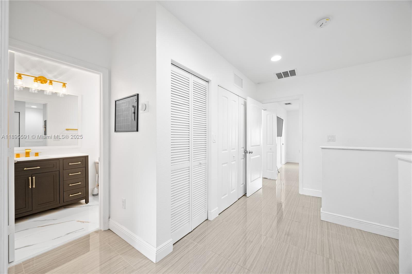 WALDEN TOWNHOMES - Residential