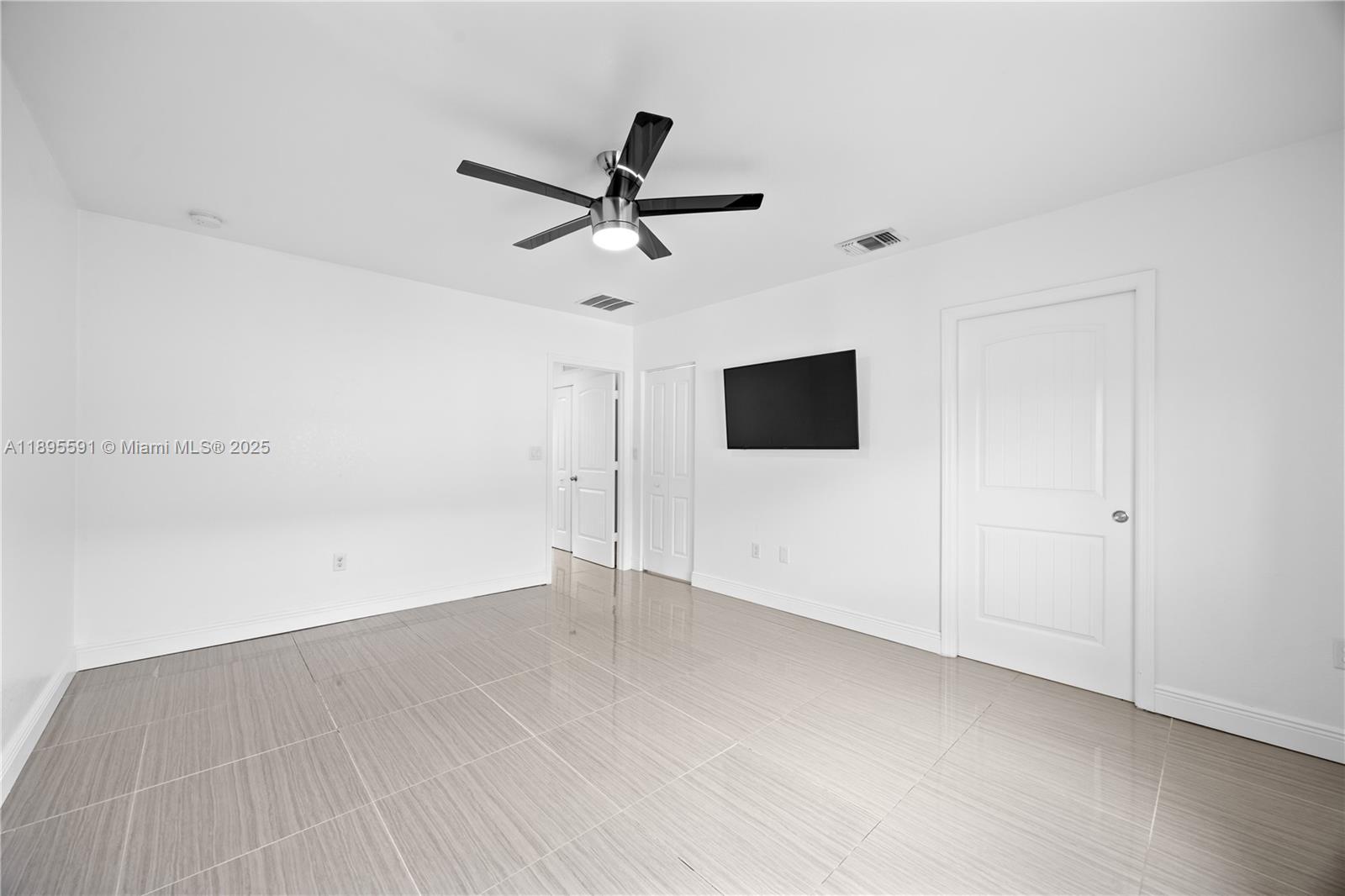 WALDEN TOWNHOMES - Residential