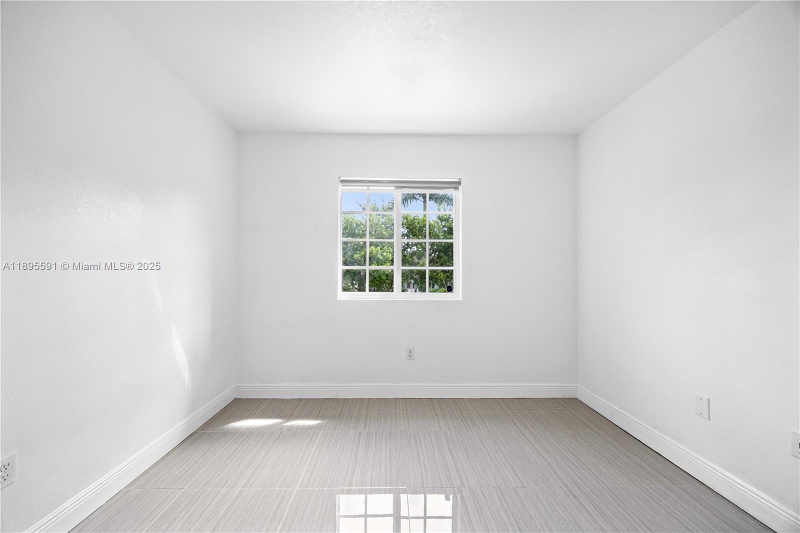 WALDEN TOWNHOMES - Residential