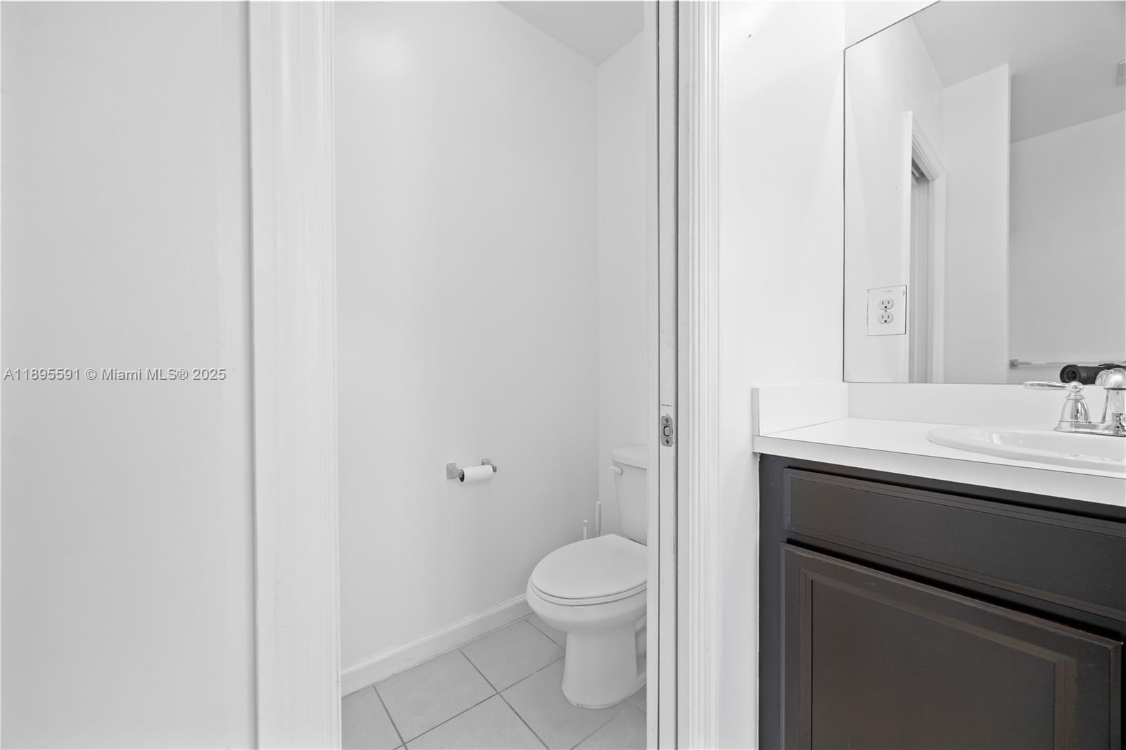 WALDEN TOWNHOMES - Residential