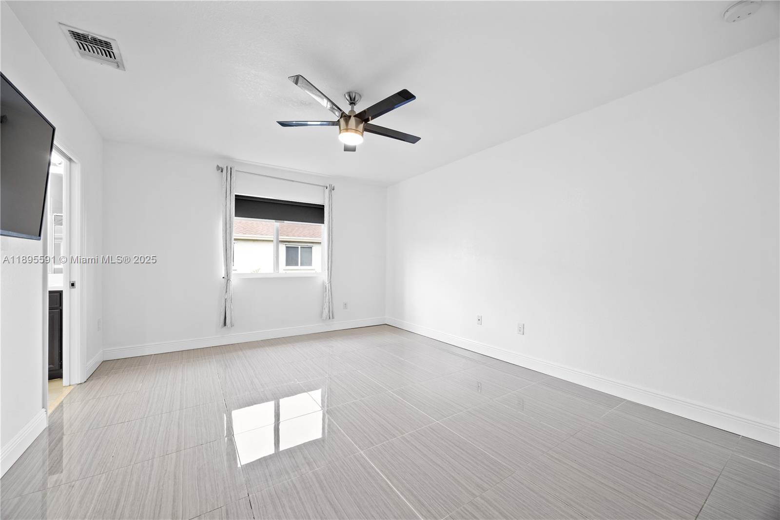 WALDEN TOWNHOMES - Residential