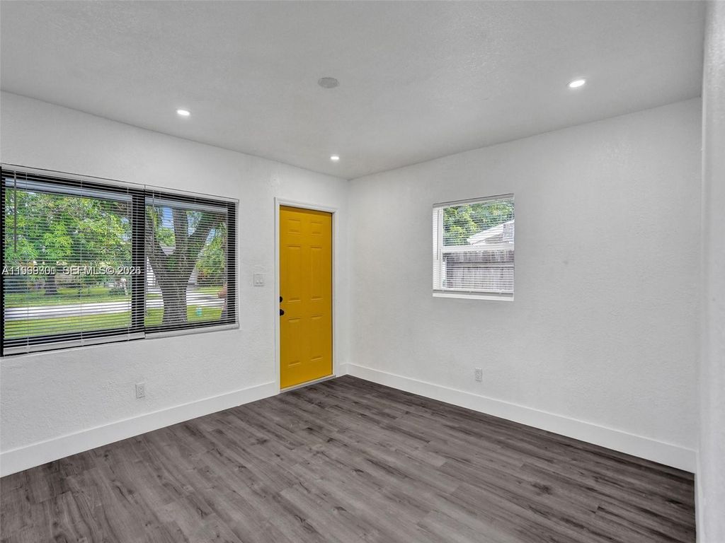 Photo of 6420 SW 22nd Ct, Miramar, FL 33023 (MLS # A11999301)