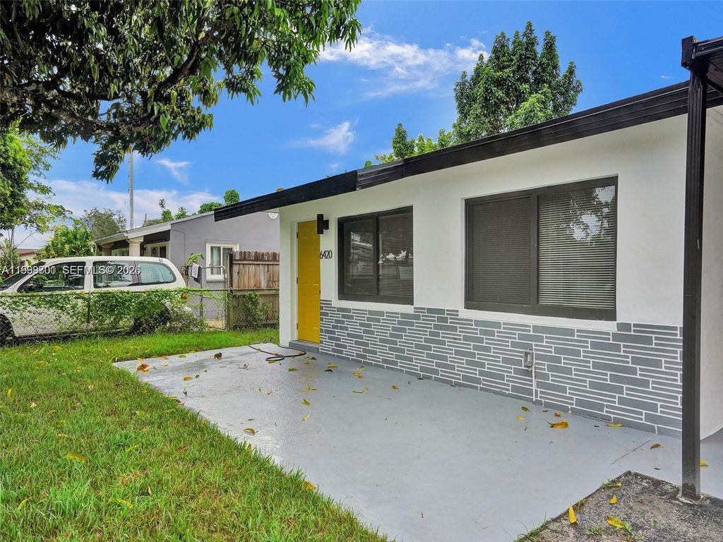 Photo of 6420 SW 22nd Ct, Miramar, FL 33023 (MLS # A11999301)