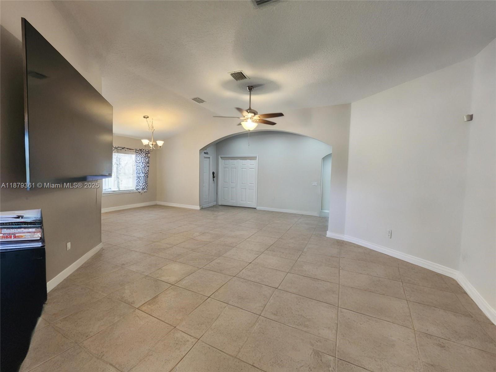 5122 Marla Dr