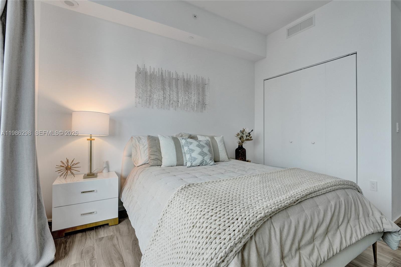 801 SMA RESIDENCES CONDO - Residential Lease