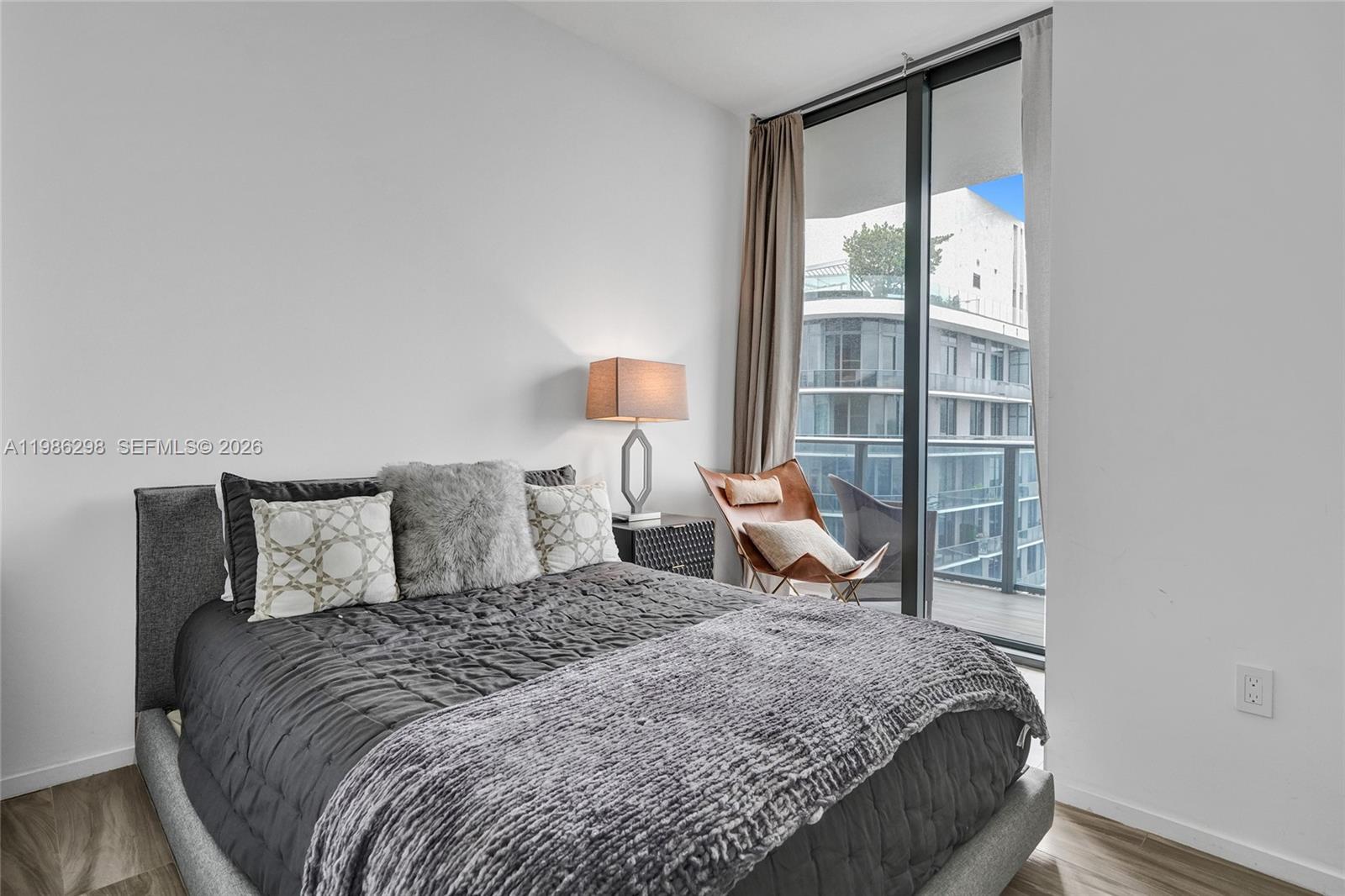 801 SMA RESIDENCES CONDO - Residential Lease