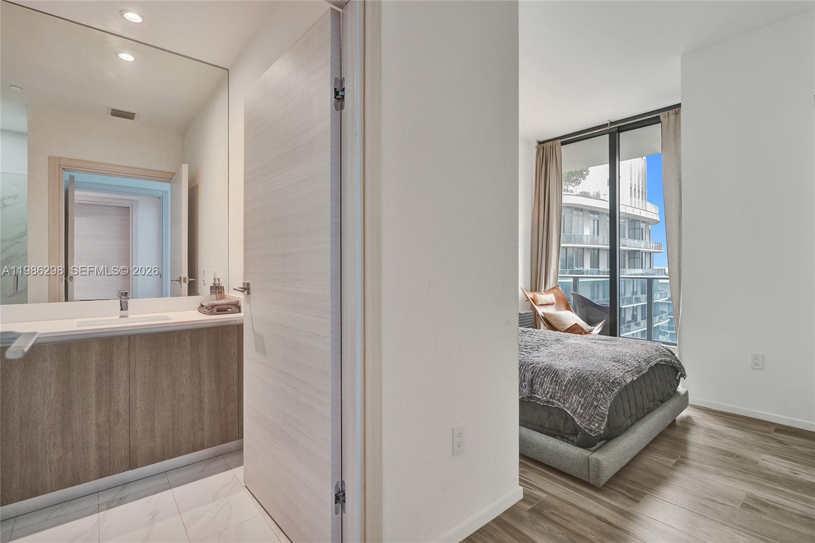 801 SMA RESIDENCES CONDO - Residential Lease