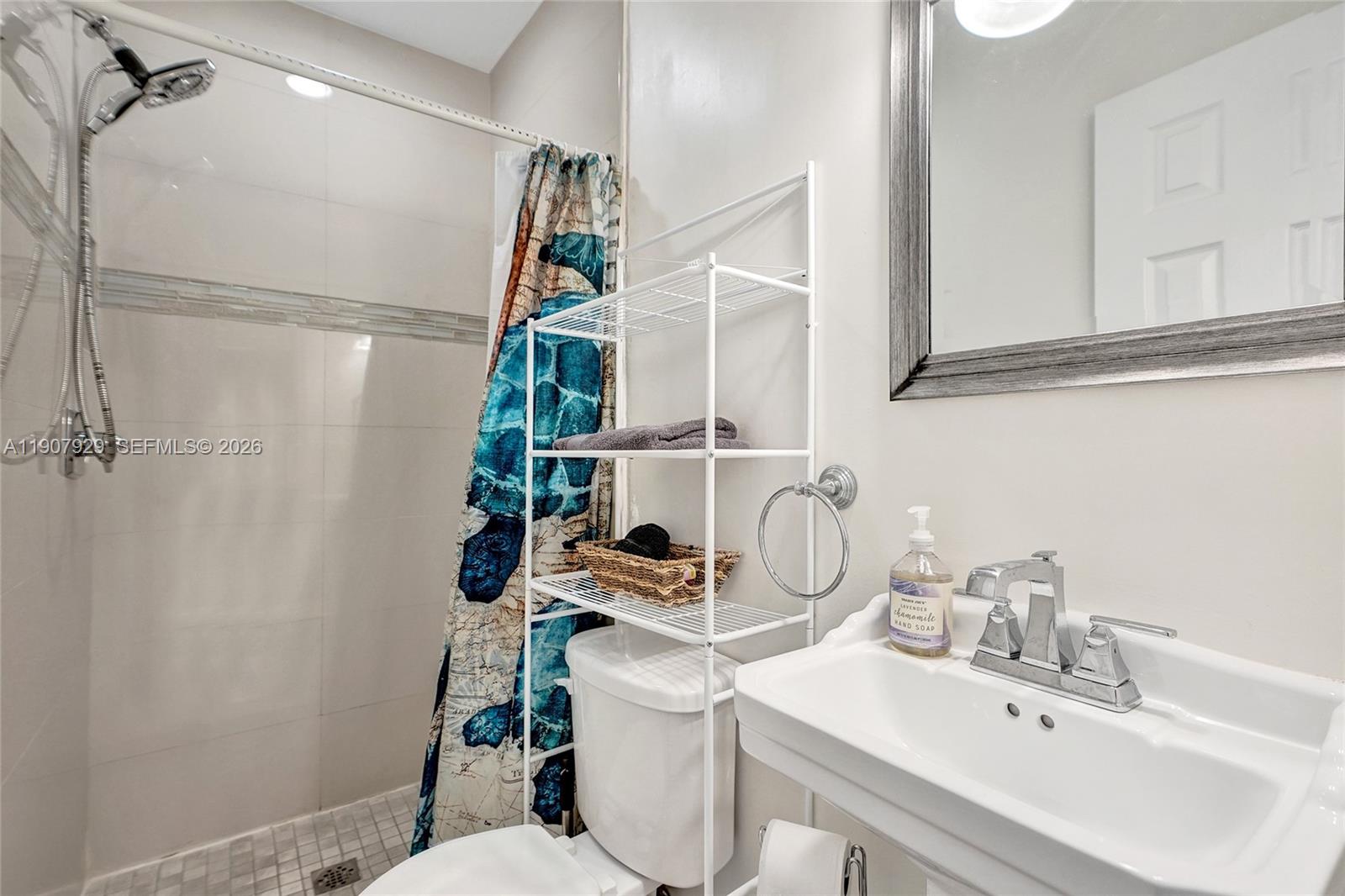 HOLLYWOOD BEACH FIRST ADD - Residential Income