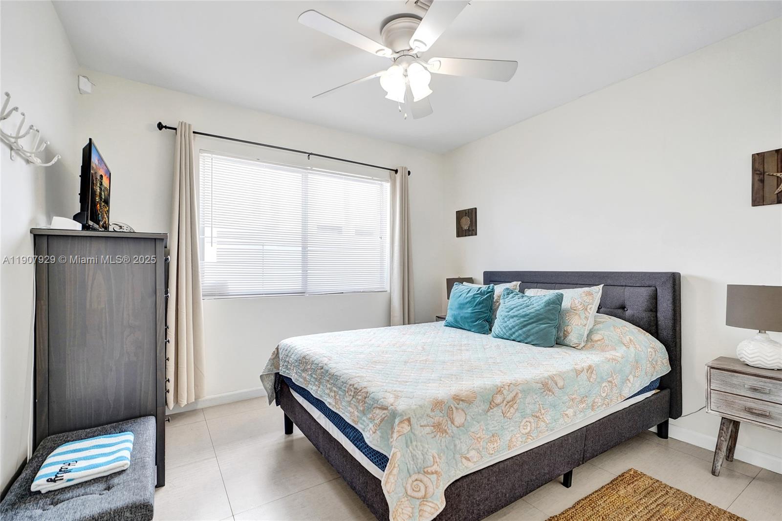 HOLLYWOOD BEACH FIRST ADD - Residential Income