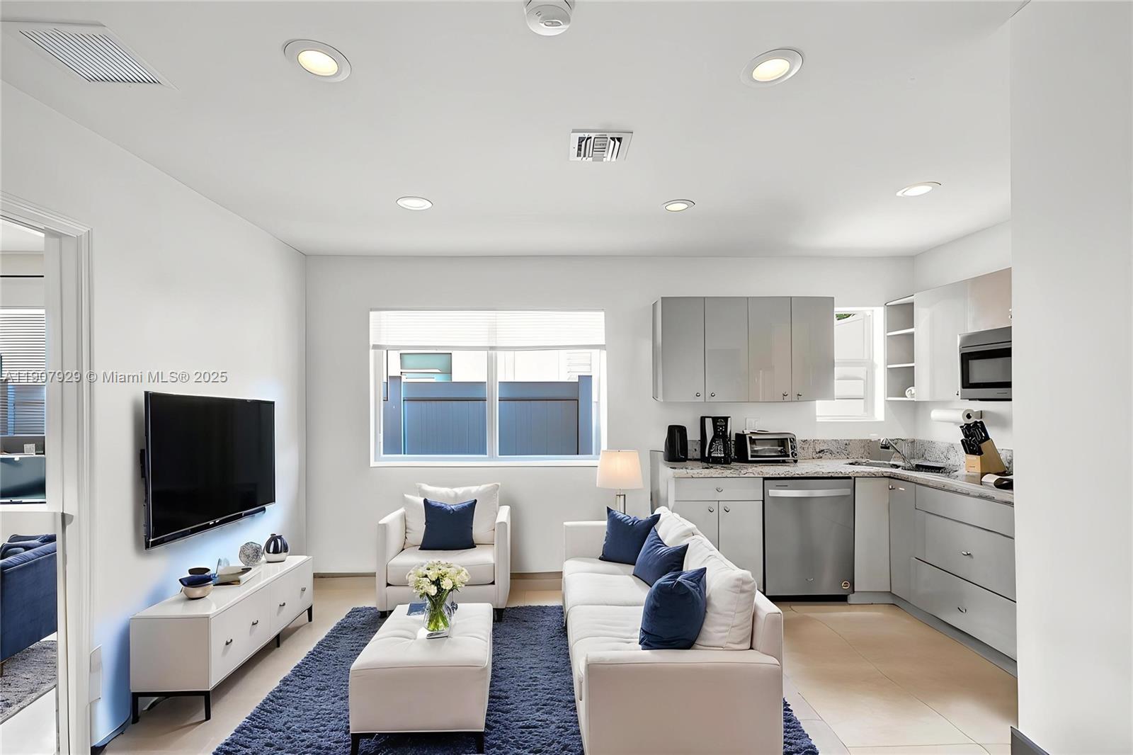 HOLLYWOOD BEACH FIRST ADD - Residential Income