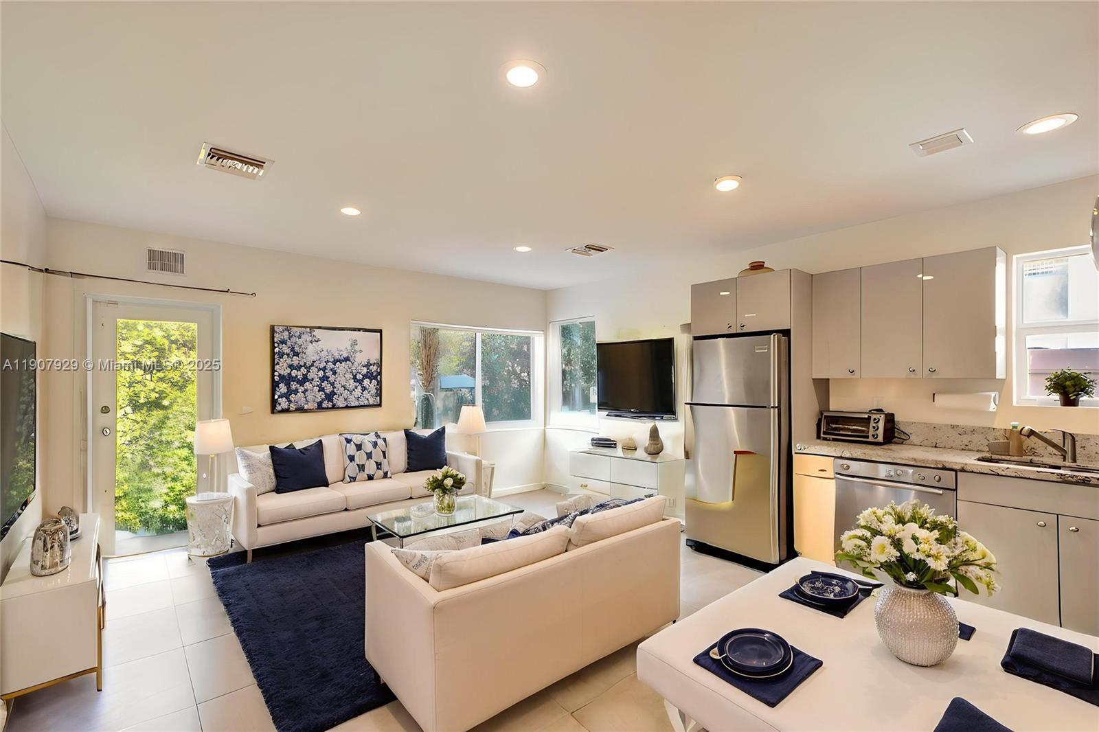 HOLLYWOOD BEACH FIRST ADD - Residential Income