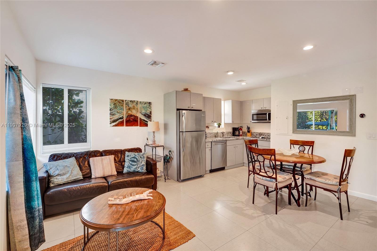 HOLLYWOOD BEACH FIRST ADD - Residential Income