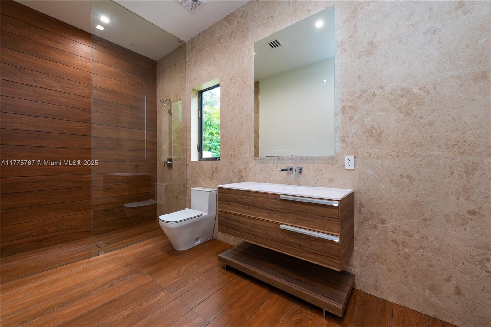 PINE ACRES ESTS - Residential