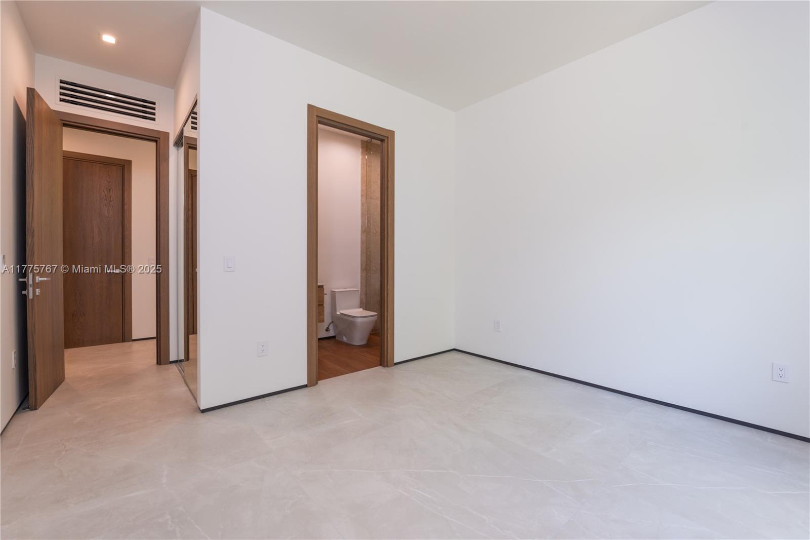 PINE ACRES ESTS - Residential